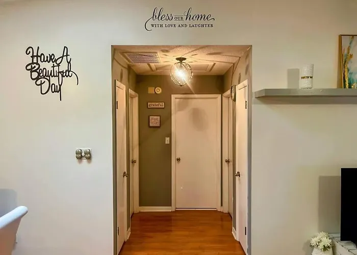 Town & Country Getaway * Tallahassee