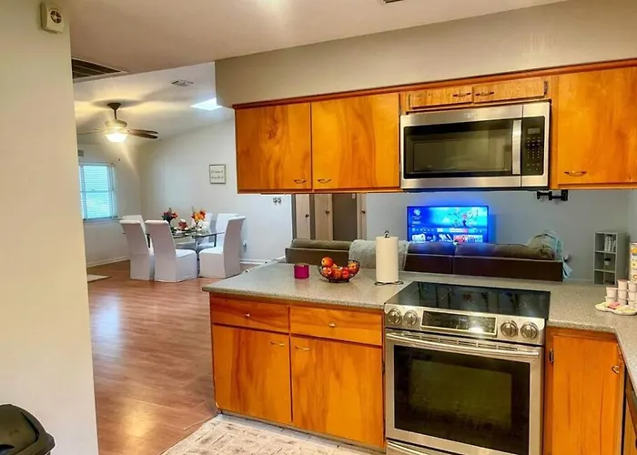 Town & Country Getaway * Tallahassee